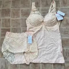 Item thumbnail for item 16344280-c33d-4be5-8e01-7c0d32cd7cf1