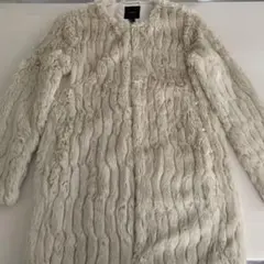 FOREVER 21 クリーム色ファーコート