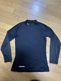 Under Armour heatgear 長袖アンダーシャツ ブラック