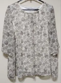 週末価格♥透け感のあるエレガントなチュニック　大きいサイズ　4L 美品