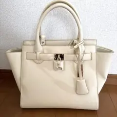 美品DURASクリーム色 ハンドバッグ 肩掛けショルダー有り収納袋付きのサムネイル