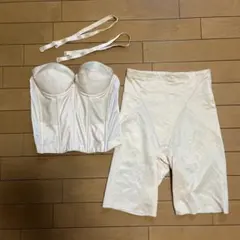 フォーシス♡ D70 64 Vカット　ビスチェ セット！ 2025年最新】フォーシスアンドカンパニー vカットビスチェの人気