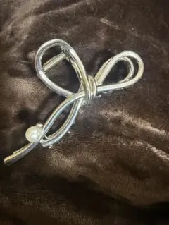 リボン型メタルヘアアクセサリー