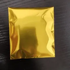 チェンソーマンレゼ篇　描き下ろしトレーディング金箔押し缶バッジ　未開封