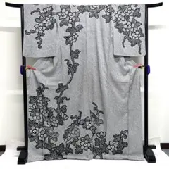 訪問着　総絞り　金彩　花模様　鹿の子　モノトーン　着物　035k