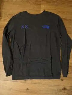 THE NORTH FACE KAWSコラボ 長袖カットソー Lサイズ