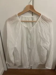 ホワイト シフォン 長袖シャツ