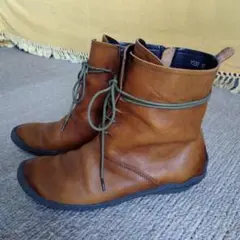 Item thumbnail for item 8e56a4b5-8ff3-4cc7-b90d-580fd5d359d0