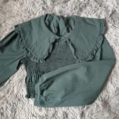 GRL ダークグリーン フリル付きシャツ