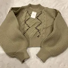 【未使用　タグ付き】MURUA ハンド ステッチ ケーブル ニット　肩開き