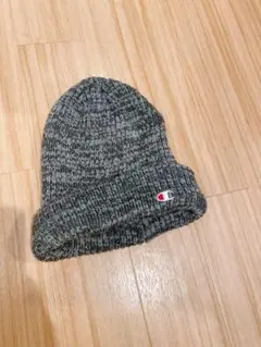 格安！美品！Champion グレー ニット帽