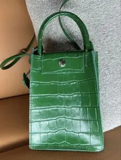 値下げ祭　kottyグリーンレザーショルダーバッグ