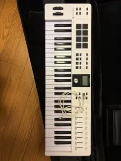 Arturia KeyLab Essential49 mk3 MIDIキーボードのサムネイル