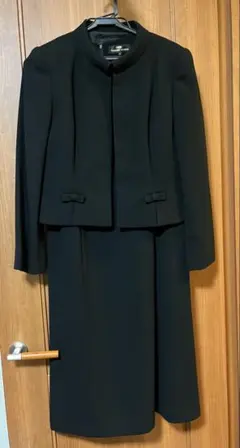 ブラックスーツセットユキコハナイ　11号　フォーマル　礼服