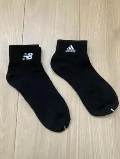 【新品未使用】黒ソックス 靴下 アディダス ニューバランス