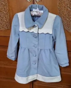 axes femme kid 水色 フレアコート 130cm