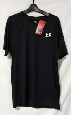 新品未使用タグ付 UNDER ARMOUR HEATGEAR Tシャツ XL 黒