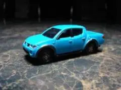 青いトラックタイプ ミニカー