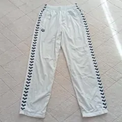 Arena ホワイトシャカシャカパンツ メンズM