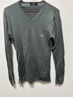 バーバリーブラックレーベル ニット刺繍ロゴ 羊毛100% Vネック カーキ 2