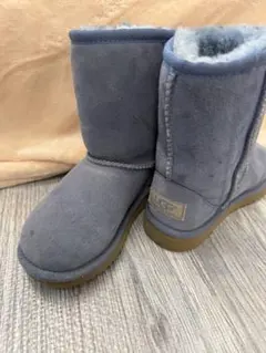 美品【UGG アグ】ムートンブーツ　17cm　水色 グレー　子供用