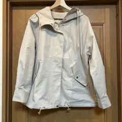 マウンテンパーカー