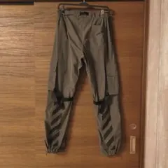 Off-White カーゴパンツ ナイロン 新品同様のサムネイル