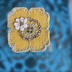 ミナペルホネン ハンドメイドブローチ アネモネ