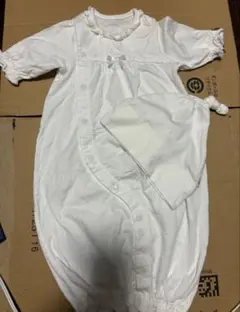 ミキハウス　ホワイト ベビードレスと帽子 セット