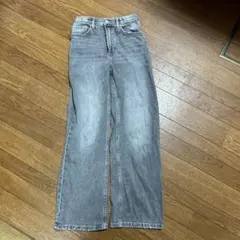 エイチアンドエム ワイドレッグデニムパンツ　ワイドパンツ　デニムパンツのサムネイル