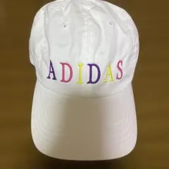 adidas 刺繍ロゴ ホワイトキャップ