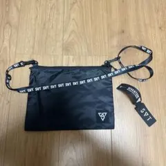 SVT ブラック サコッシュ セブチバッグ