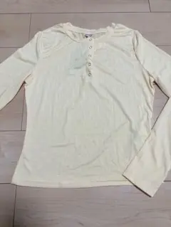 SHEIN イエロー　ヘンリーネックトップス　リボン柄　シーイン