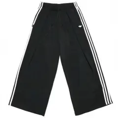 ADIDAS × JENNIE プリーツトラックパンツ Mサイズ ブラック