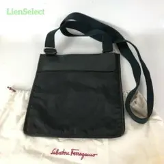 Salvatore Ferragamo サルヴァトーレ フェラガモ ショルダー