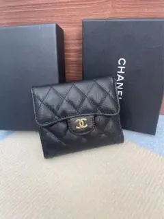 CHANEL キルティング ブラックレザー 三つ折り財布 ノベルティ - メルカリ