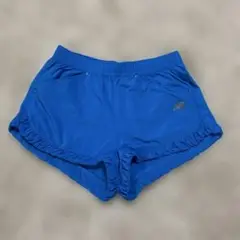 美品　New Balance フリル付きレディースショートパンツ M ブルー