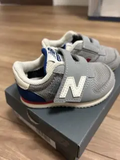 お値下げしました！ニューバランス　スニーカー　12センチ　子ども　靴
