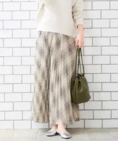 le.coeur blanc チェックシフォンプリーツスカート グレージュ Mのサムネイル