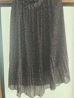 niko and... プリーツスカート 黒地 ドット柄