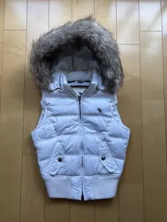 Abercrombie & Fitch ダウンベスト フード付 ホワイトのサムネイル