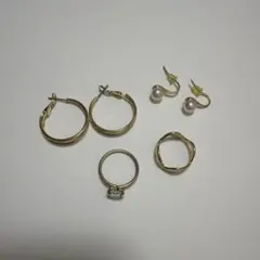 ピアスとリングの4点セット