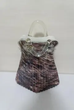 ＆classy アンドクラッシーアイボリーと黒のモノクローム　フラワーベース花瓶 ＆classy アンドクラッシーアイボリーと黒のモノクローム フラワー