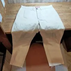 Item thumbnail for item e8c5e668-1ae4-4d79-b11b-034eb2b0fd5a