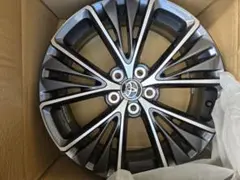 トヨタプリウス 19インチ ダークグレー ホイール新車外し4本セットのサムネイル