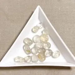 《お裾分け・天然石》ゴールドルチル ミニタンブル 17粒 【2点目以降150円】