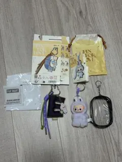 ラブブTHE MONSTERS PIN FOR LOVE イニシャルEセット