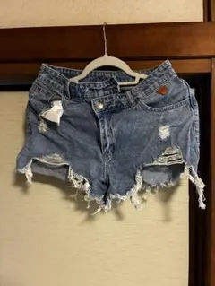 SHEIN デニムショートパンツ ダメージ加工 Sサイズ
