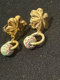 新品　作家さんの一点もの可憐なピアスのサムネイル
