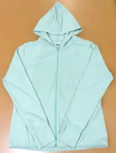 新品未使用UNIQLO　エアリズムUVカットメッシュフルジップパーカ　XL